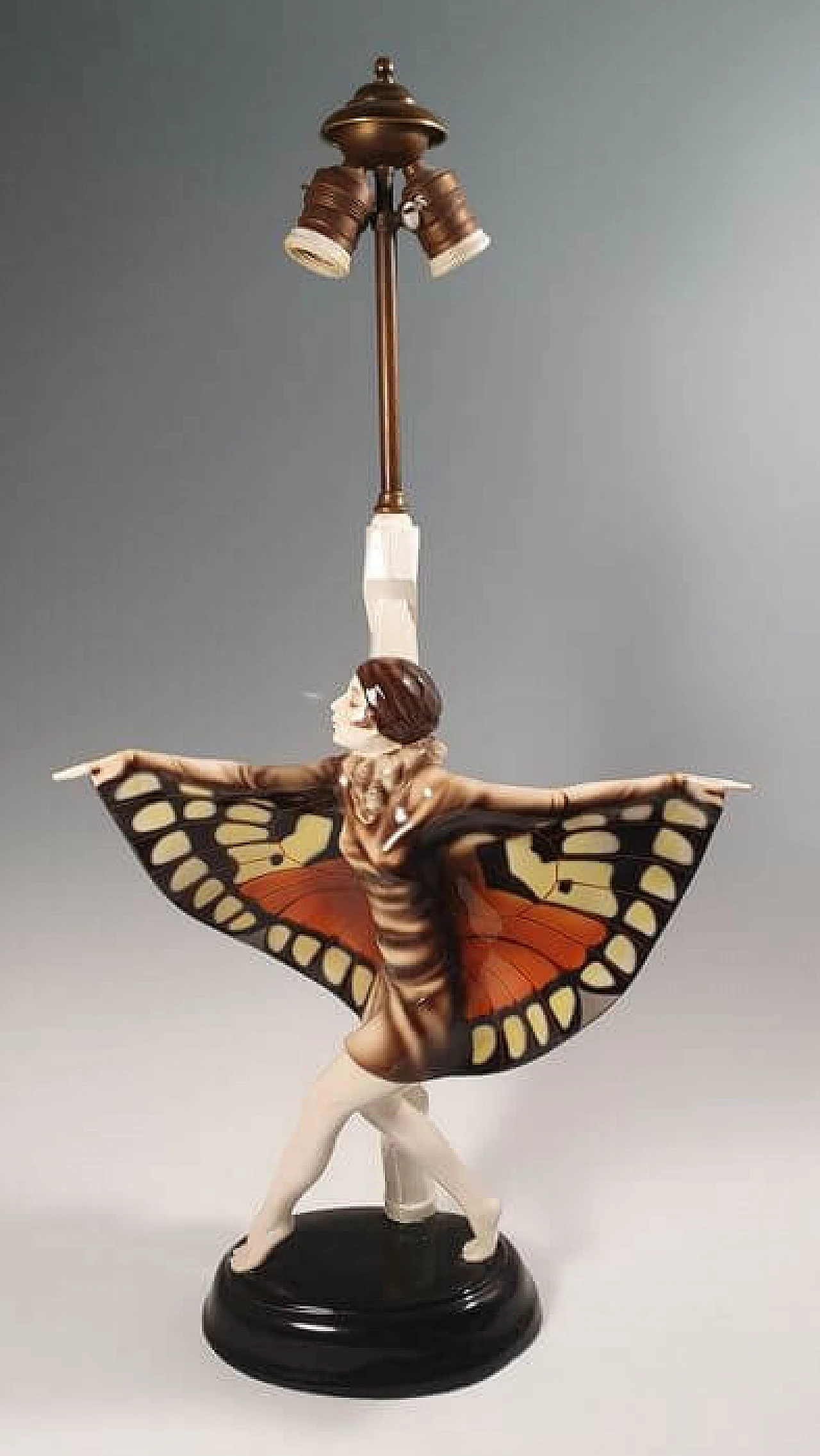 Lampada in ceramica Goldscheider a forma di ballerina firmata Lorenzi, '900 9