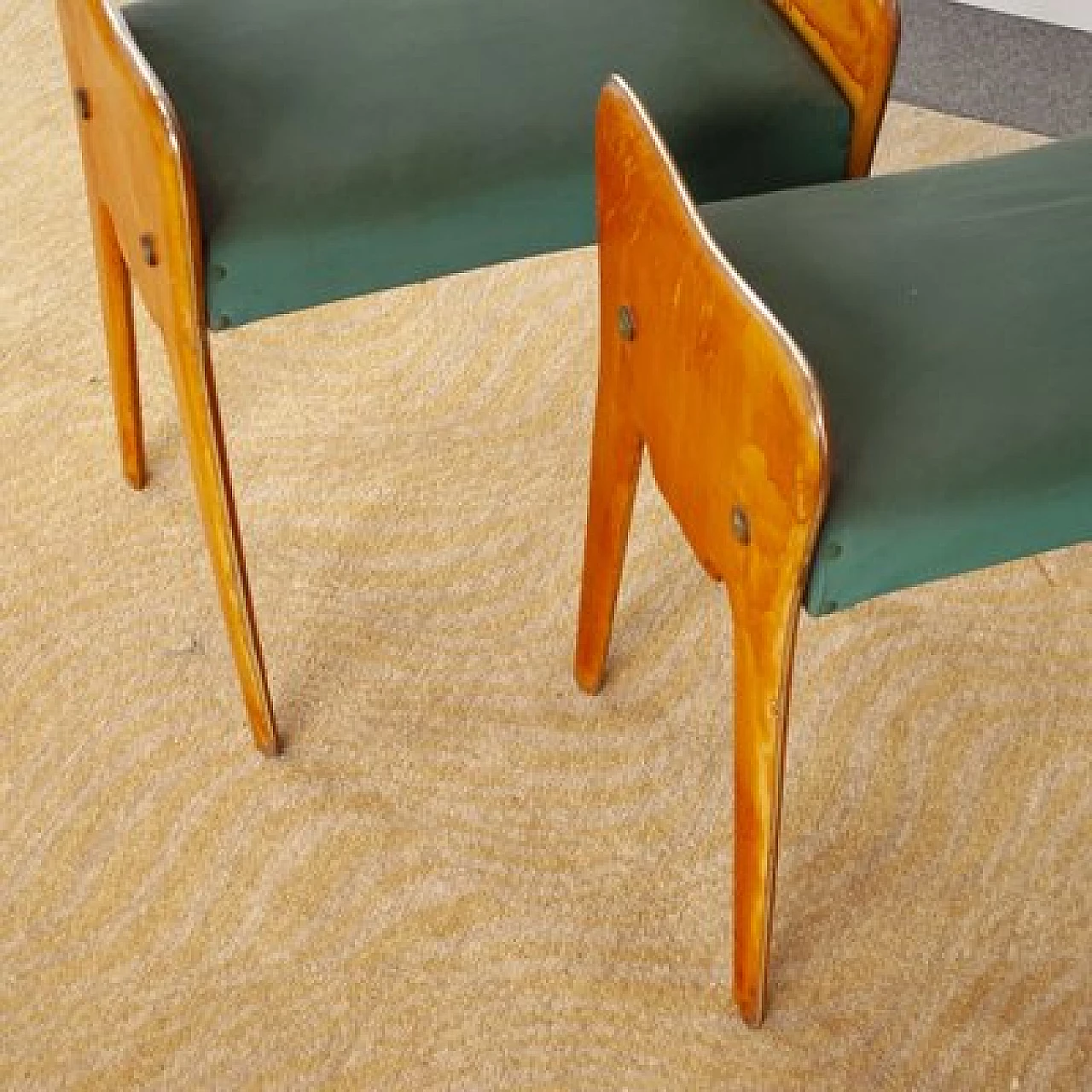 Pair of wooden benches in the style of Ico Parisi, 1950s 4