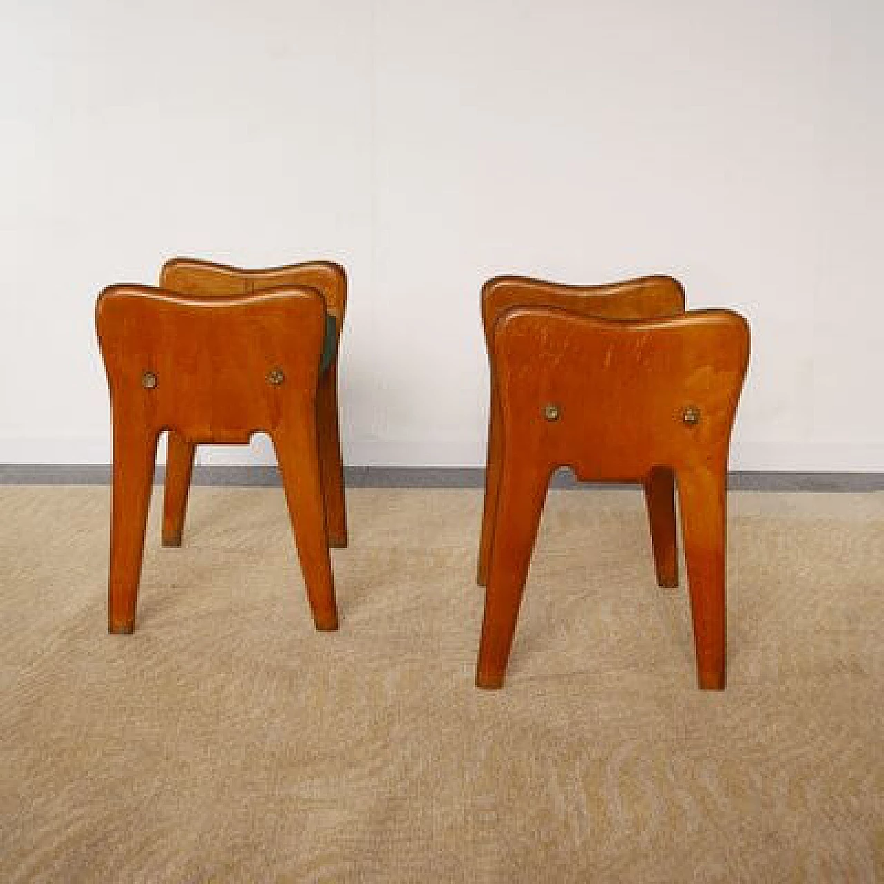Pair of wooden benches in the style of Ico Parisi, 1950s 6