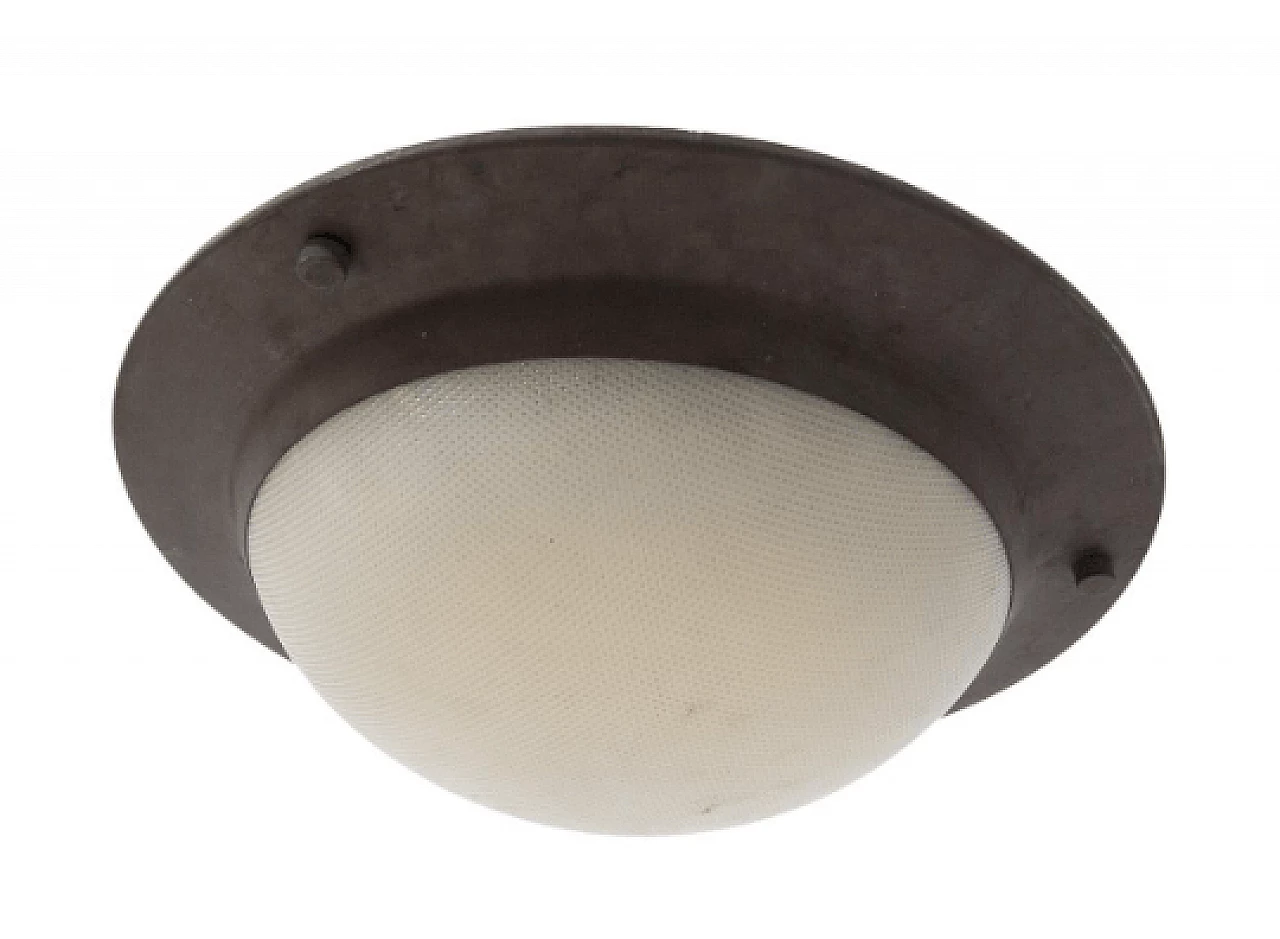 Lampada emisferica da soffitto con base in rame, anni '70 1