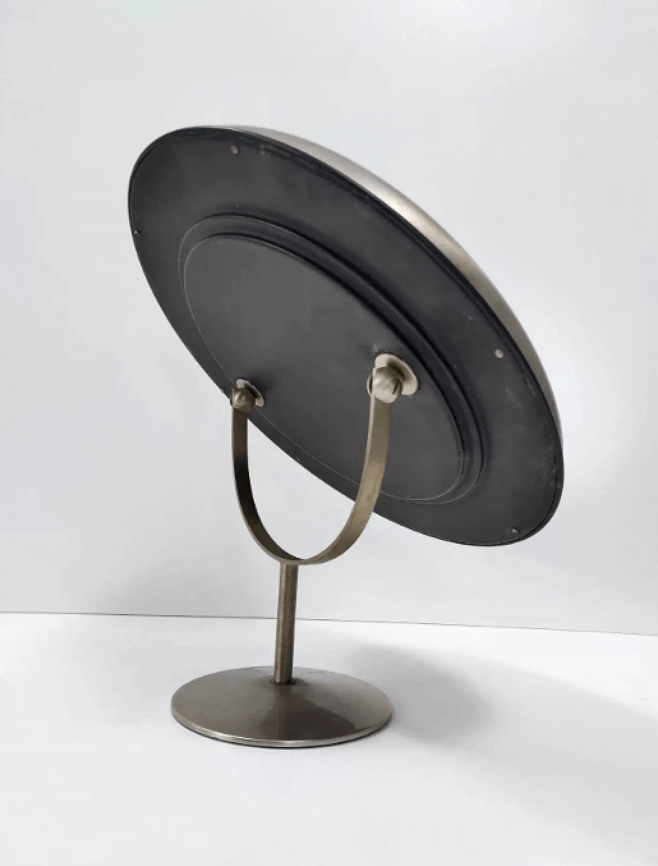 Specchio da toilette rotondo in ottone anodizzato, anni '70 6