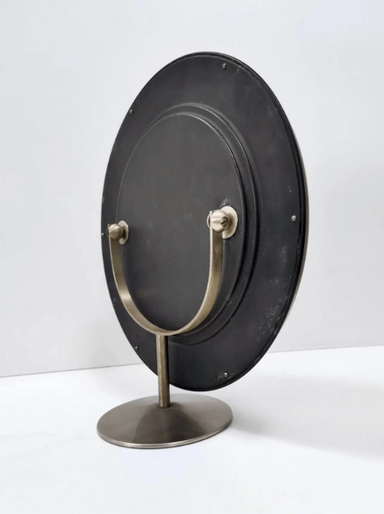 Round dressing table mirror in anodized brass, 1970s 10