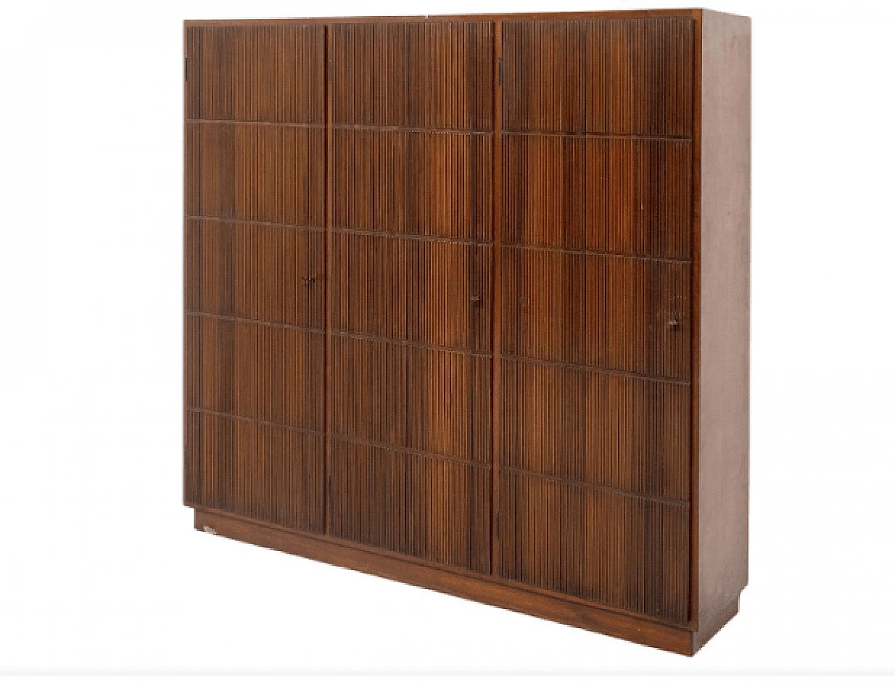 Fine wood bookcase by Paolo Buffa, 1950s. 1