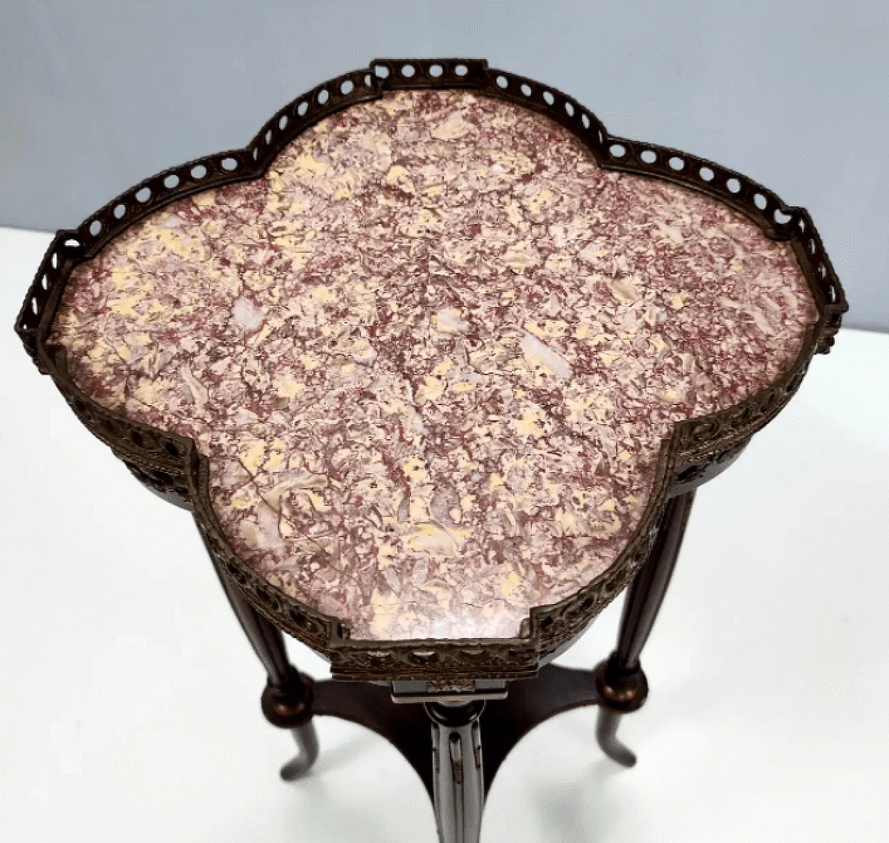 Gueridon in faggio ebanizzato con piano in marmo broccatello, anni '60 5