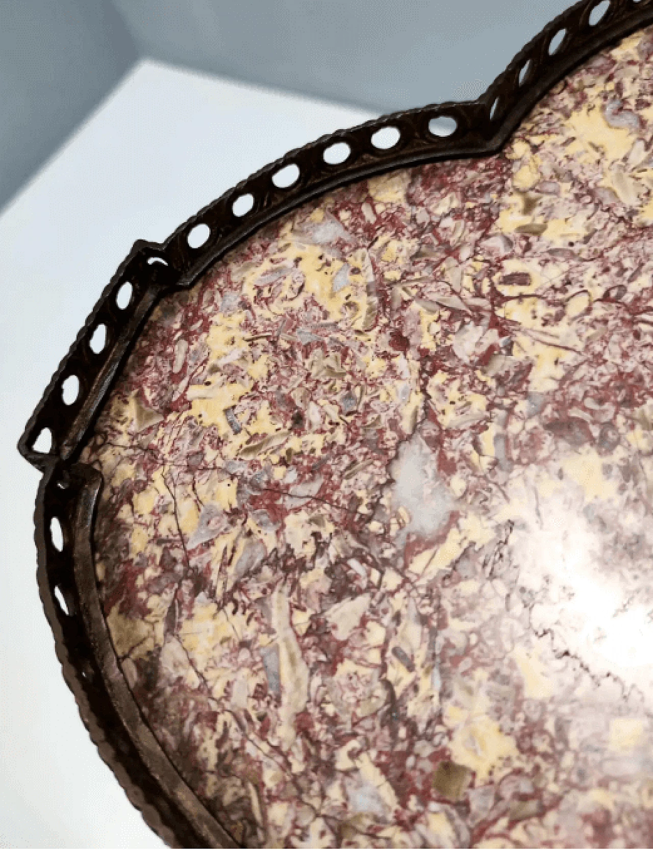 Gueridon in faggio ebanizzato con piano in marmo broccatello, anni '60 6