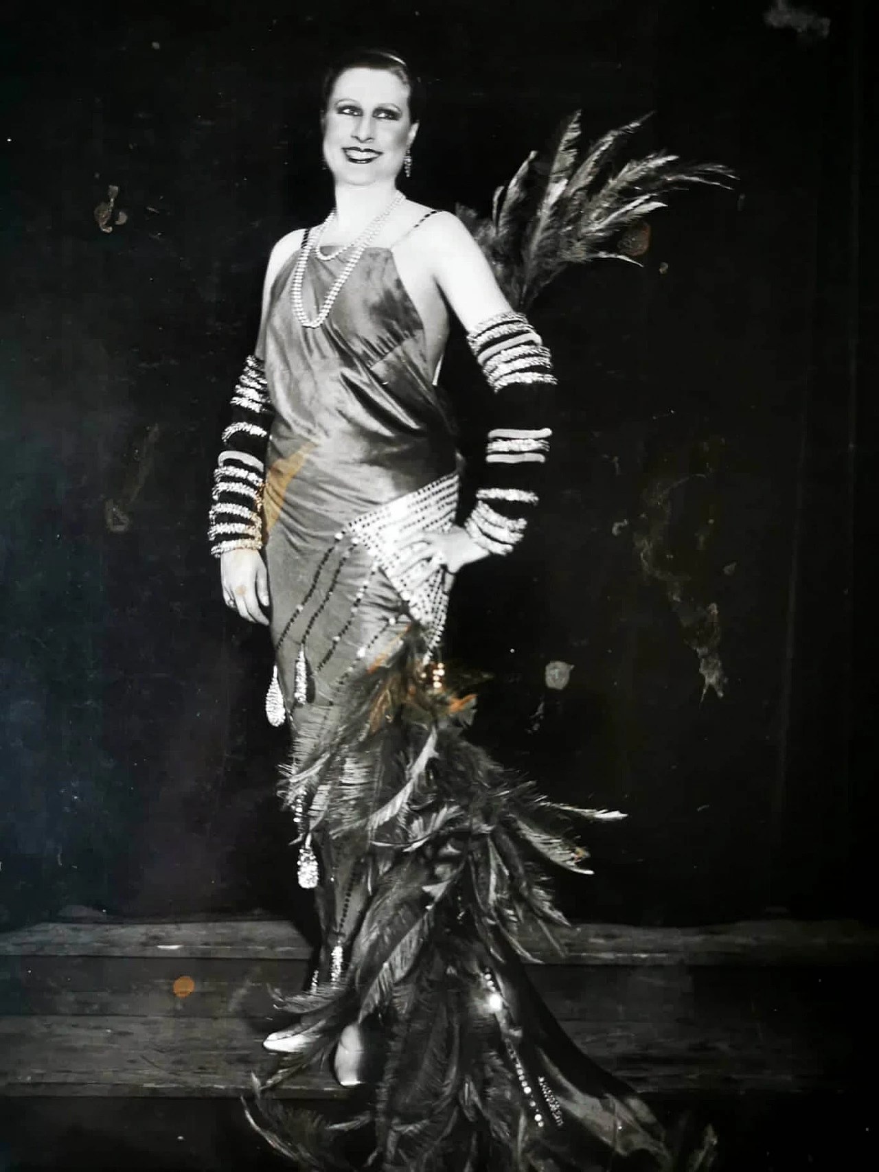 Photo portrait of Simone Mirat in stage dress by Henri Manuel, 1920s 2
