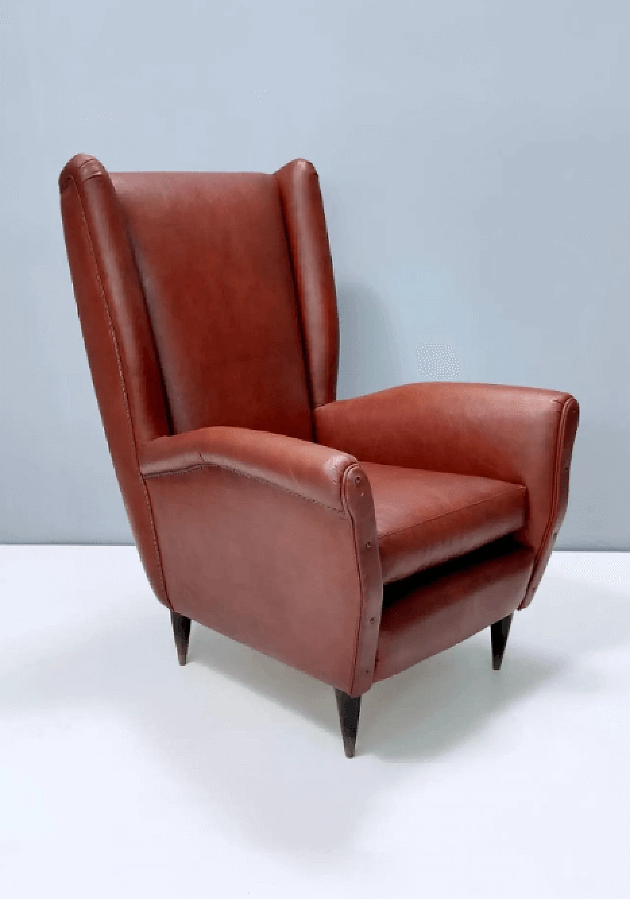 Poltrona in skai nello stile di Gio Ponti per ISA, anni '50 4