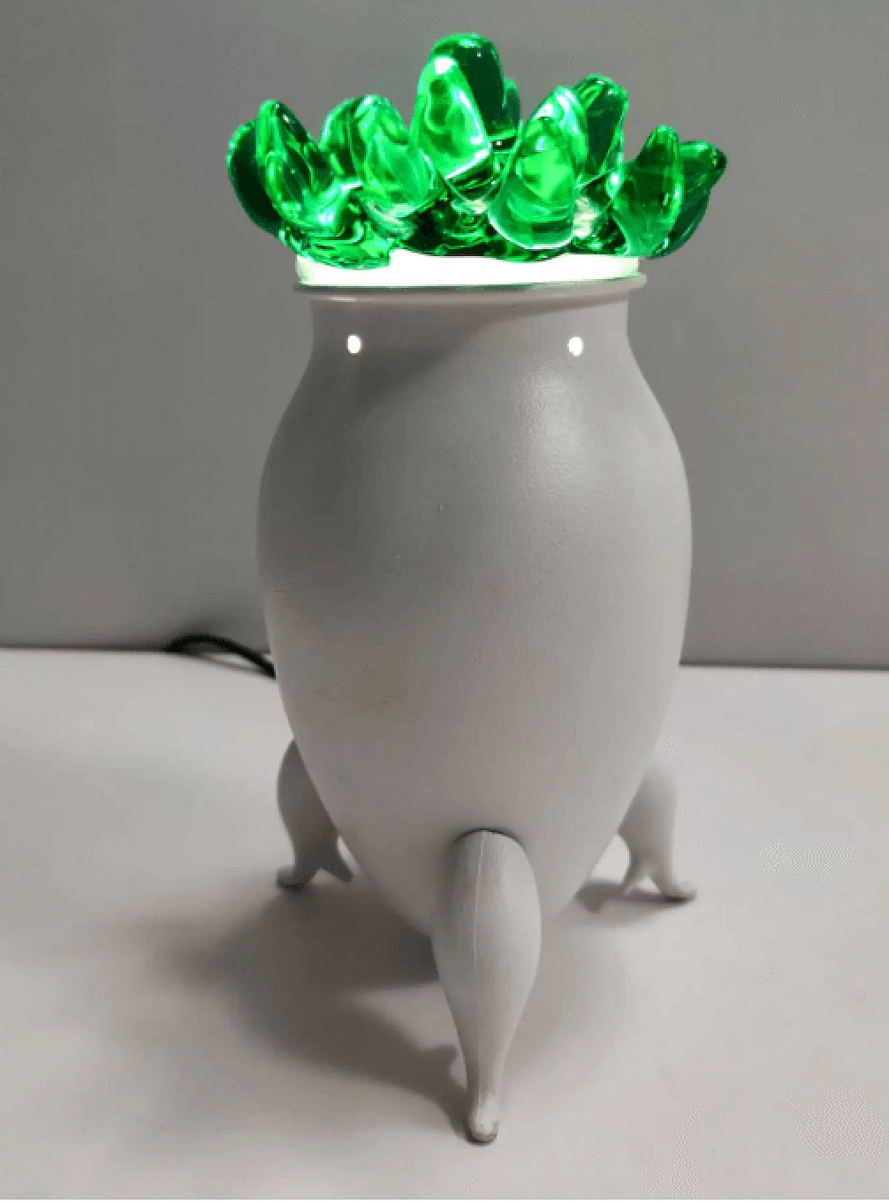 Lampada da tavolo in vetro di Murano verde e alluminio bianco, anni '80 2