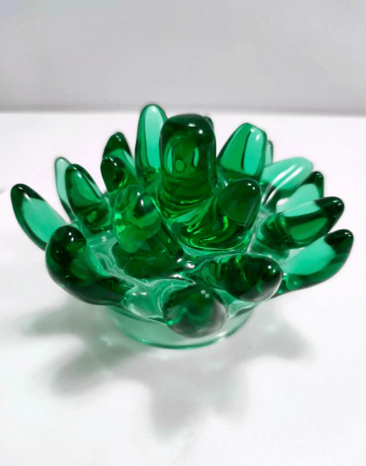 Lampada da tavolo in vetro di Murano verde e alluminio bianco, anni '80 9