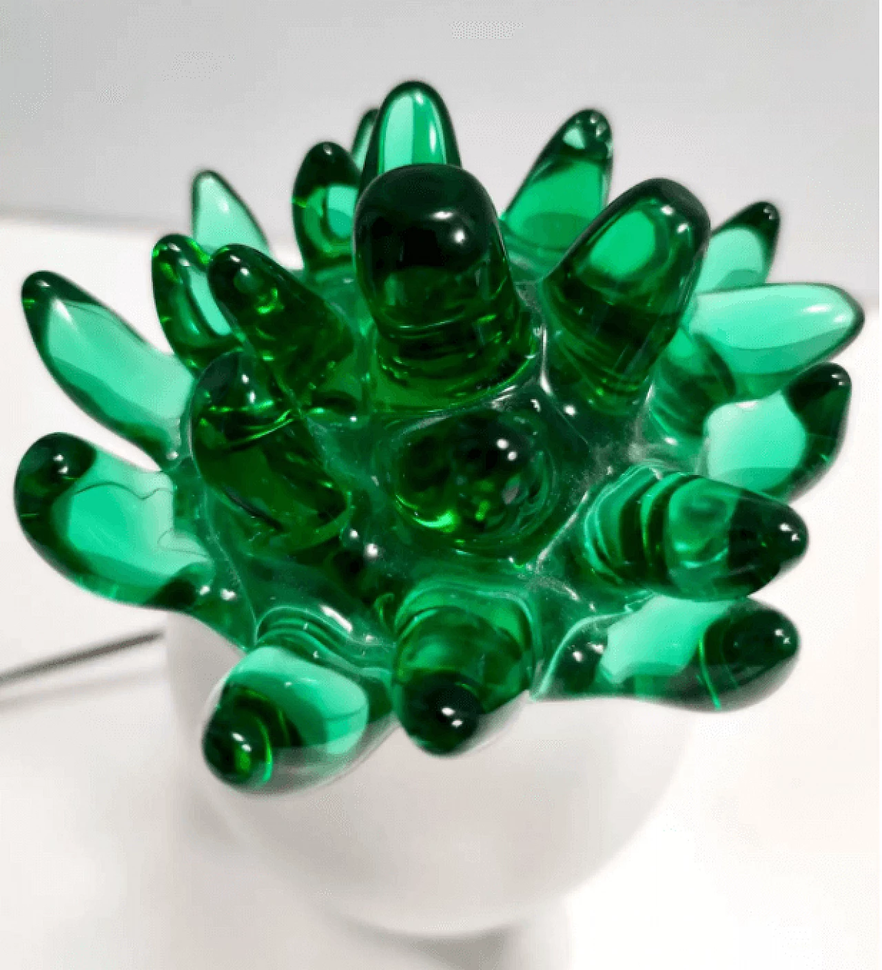 Lampada da tavolo in vetro di Murano verde e alluminio bianco, anni '80 10