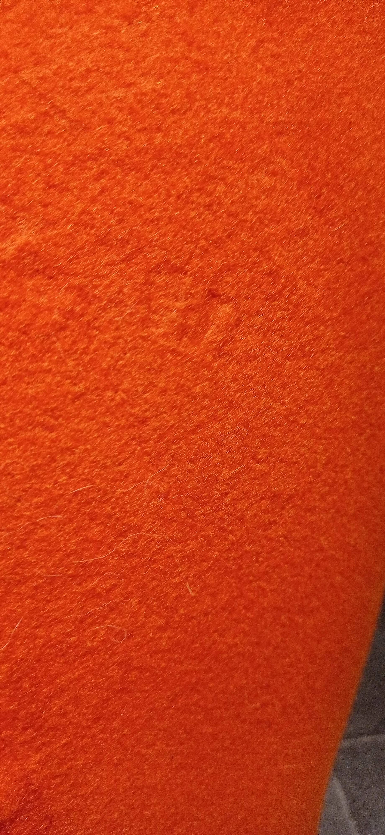 Coppia di poltrone Bali di Carlo Colombo in tessuto arancio, anni 2000 163