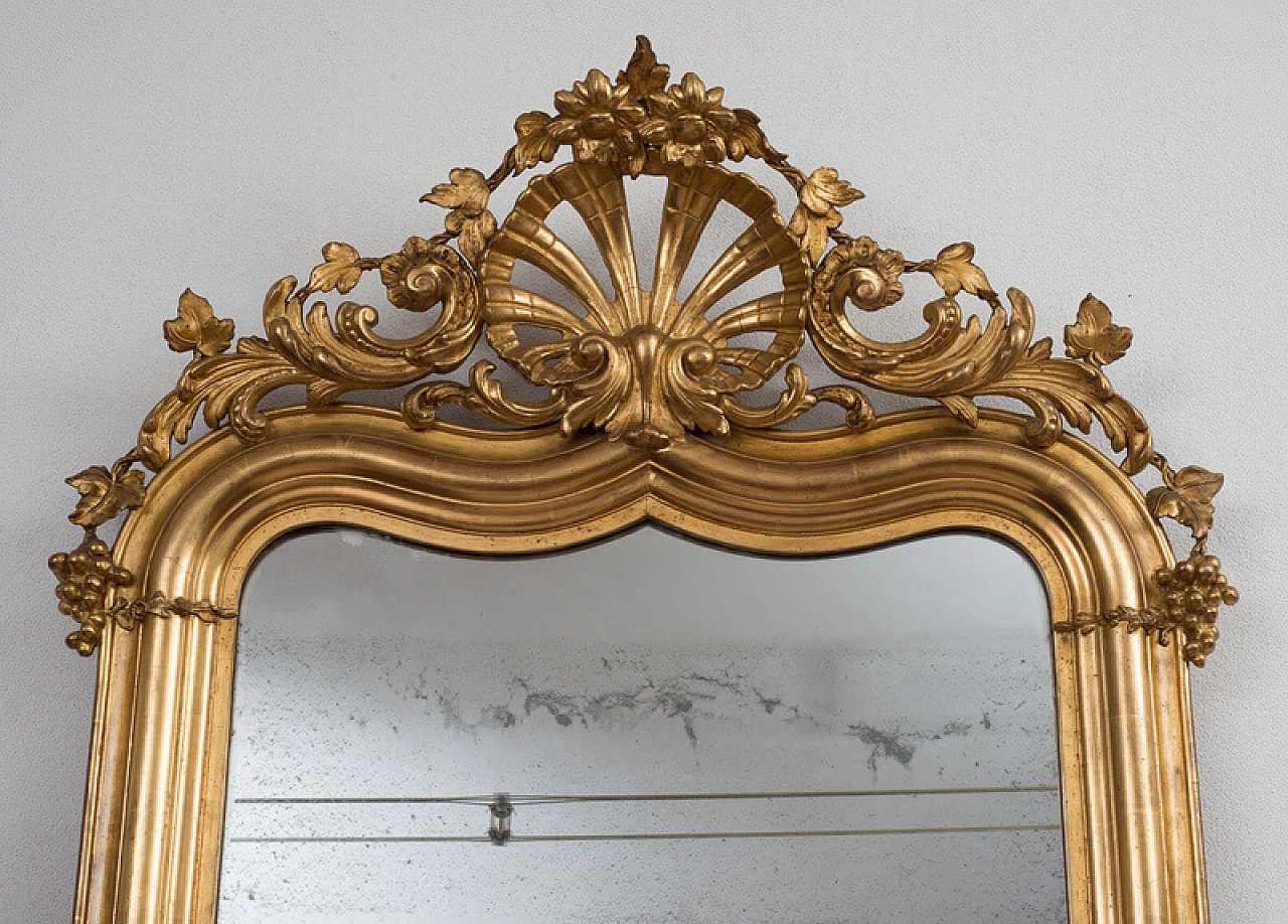 Specchiera in stile Luigi Filippo in legno dorato e intagliato, '800 2