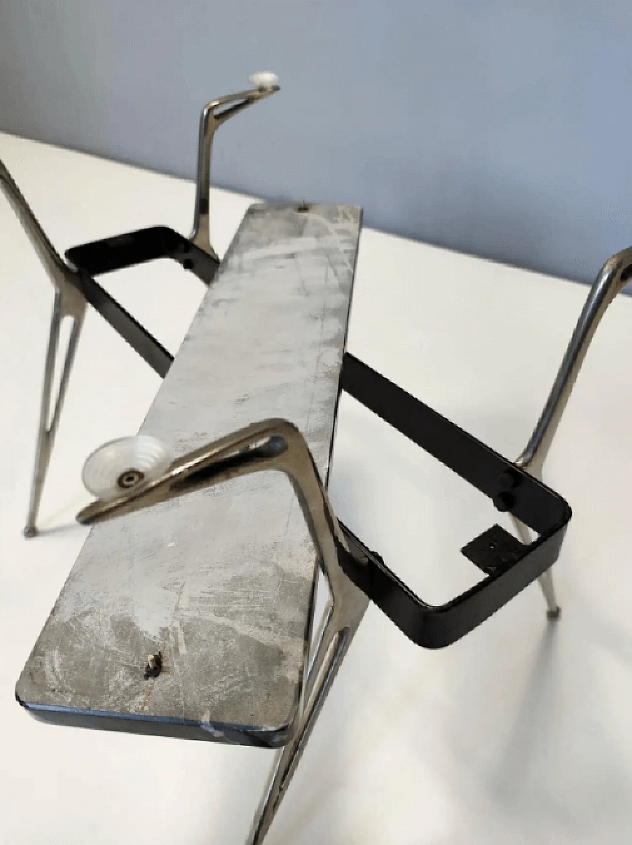 Tavolino ovale in vetro con marmo Portoro, anni '50 12