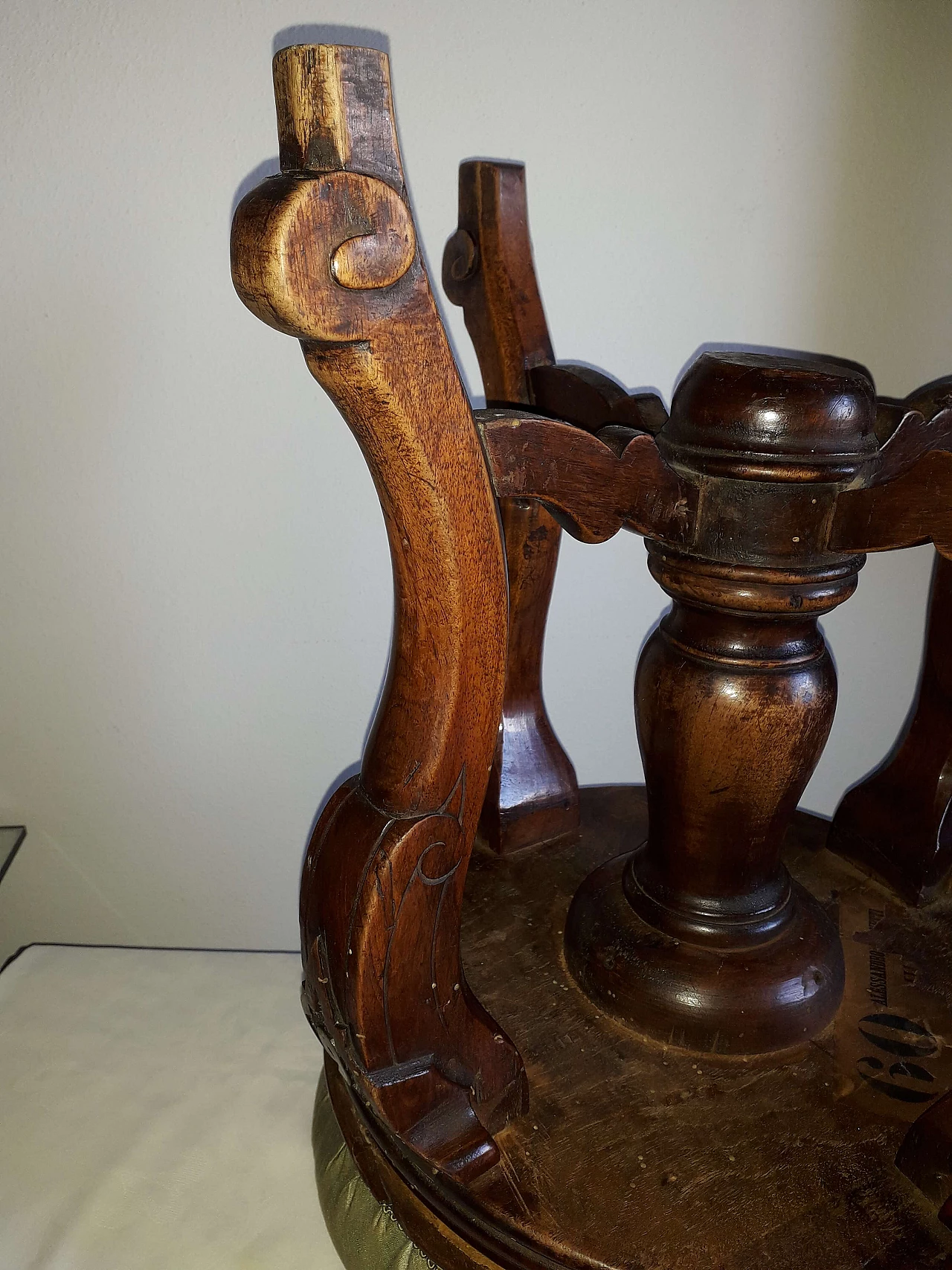 Piano stool in the Napoleon III style, 19th century 7