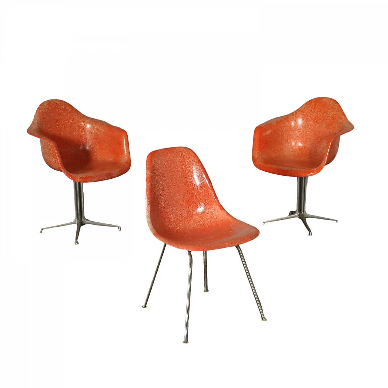 Group Of Three Chairs Ray & Charles Eames Aluminium Fibreglass 60s 70s 1
