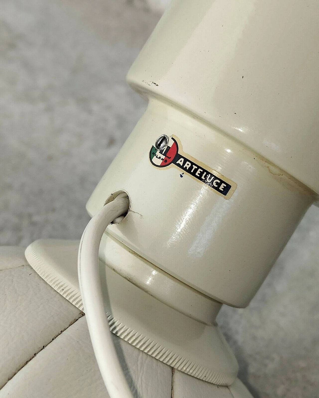 Lampada da tavolo di Gino Sarfatti per Arteluce, anni '60 6