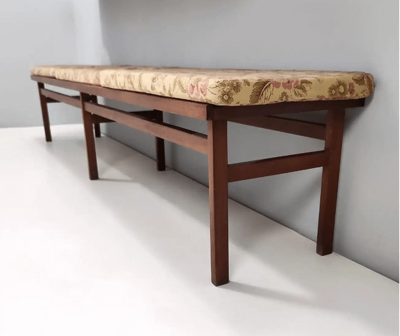 Mobili da ingresso in legno di noce di Brugnoli, anni '50 13