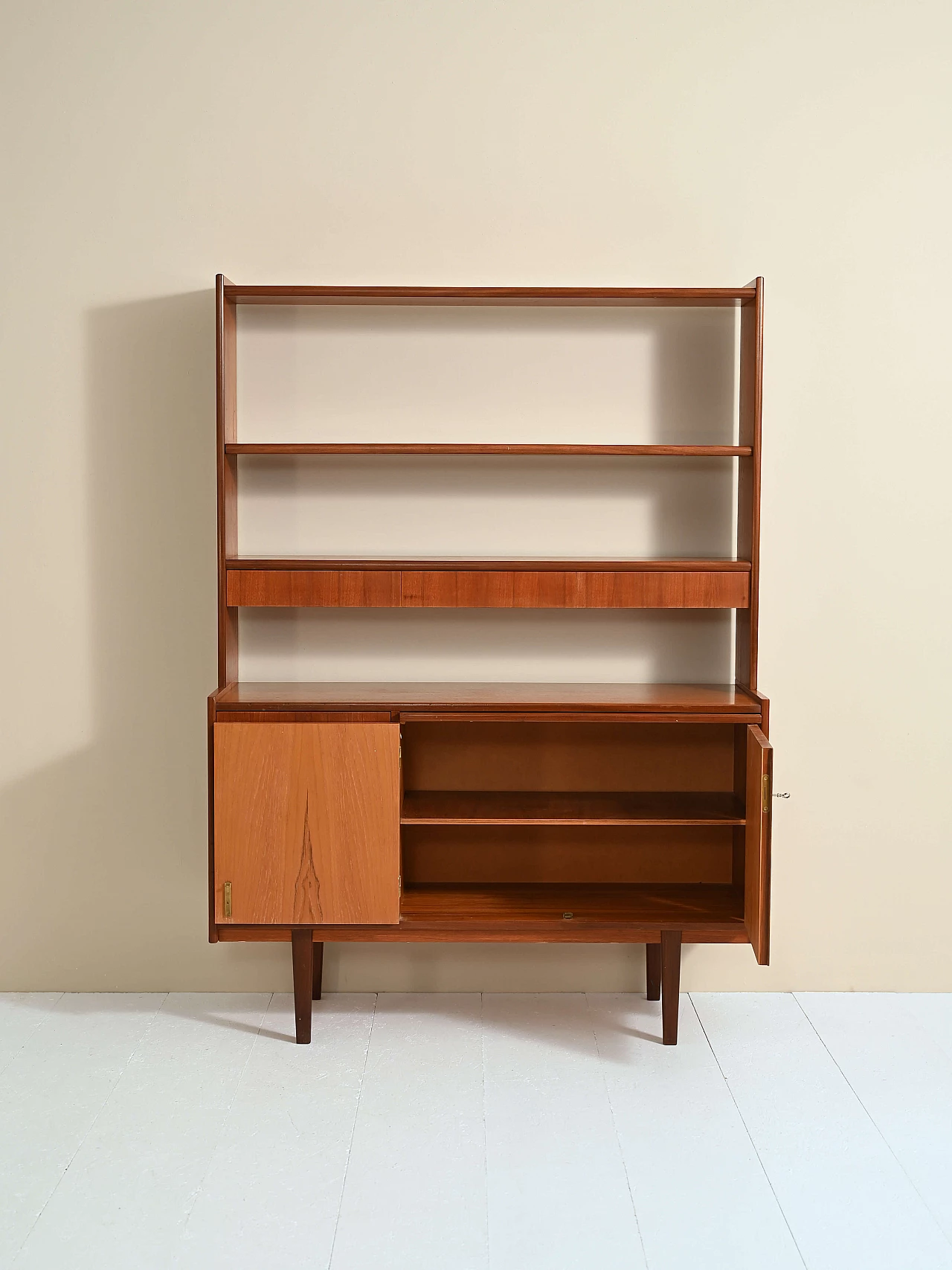 Bookcase with pull-out teak shelf, 1960s 10