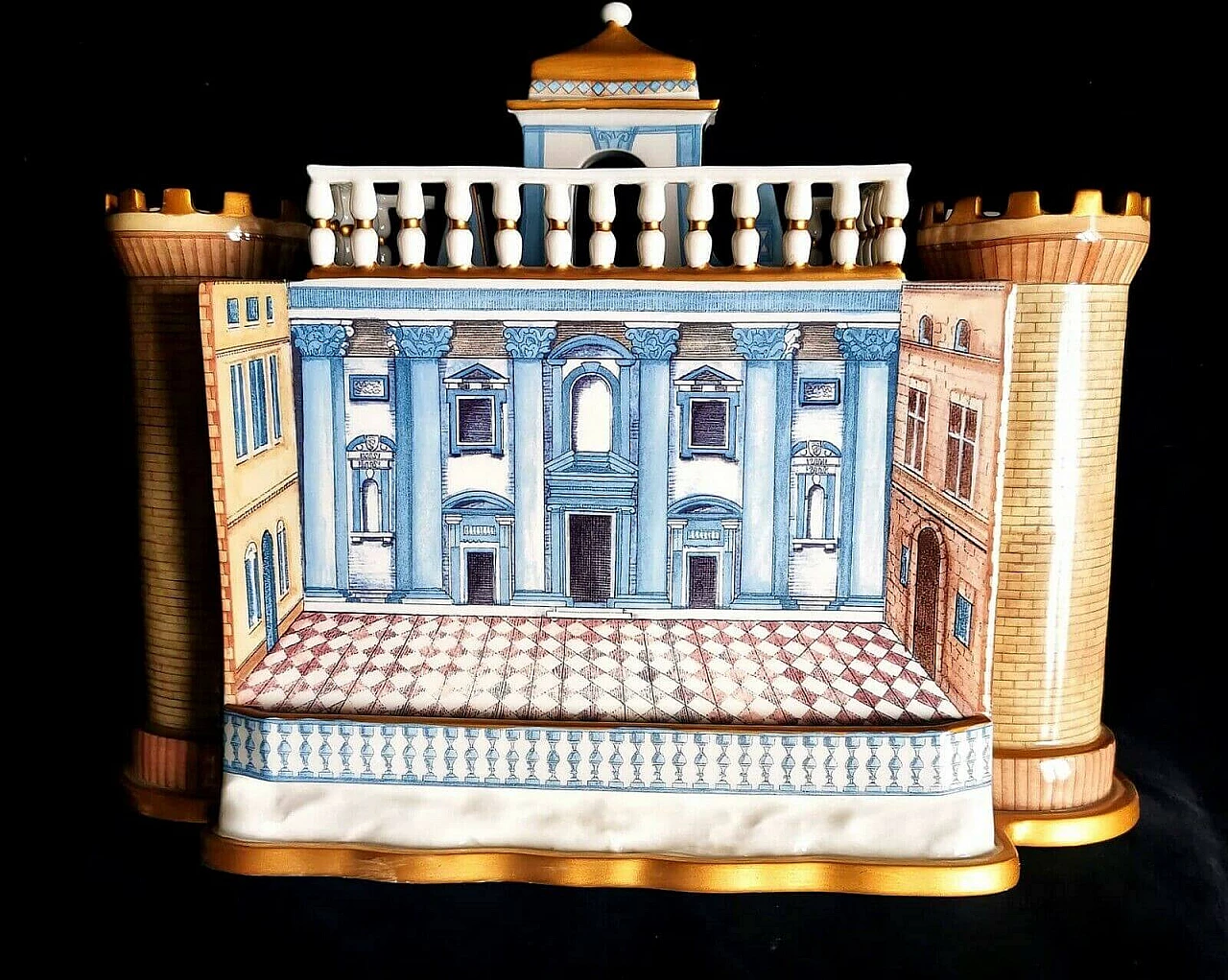 Castello di Belvedere di Napoli di Villeroy e Boch, candeliere in porcellana, anni '80 3