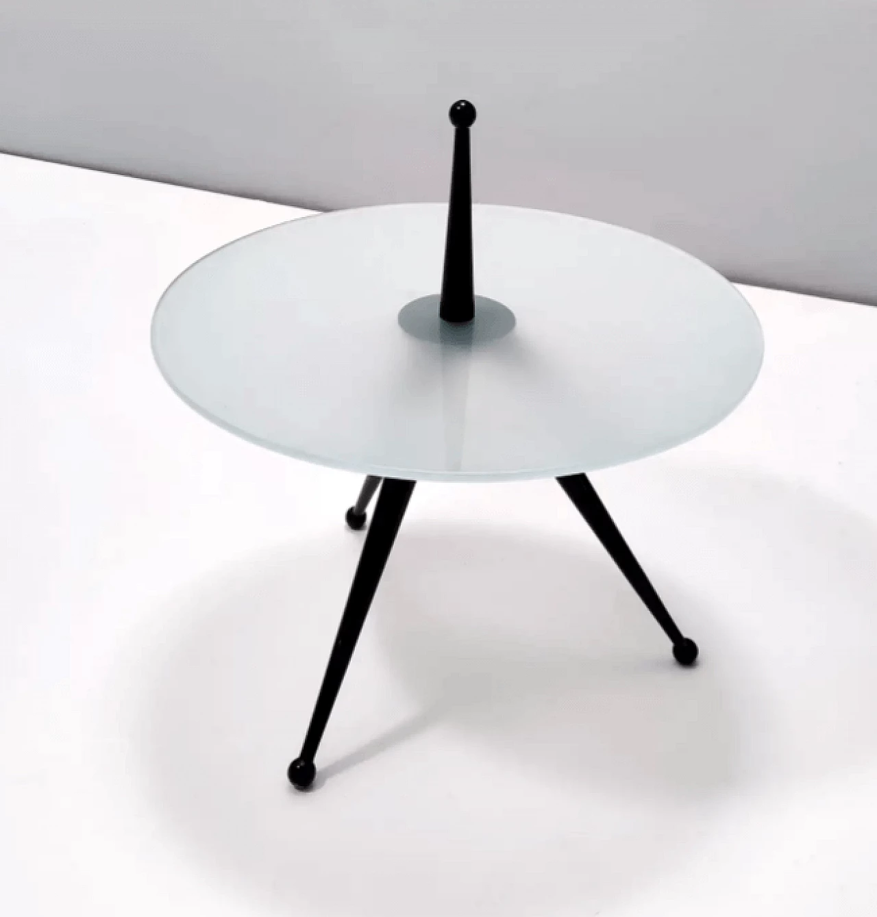 Beech and glass tripod coffee table in the style of Cesare Lacca, 1980s 6