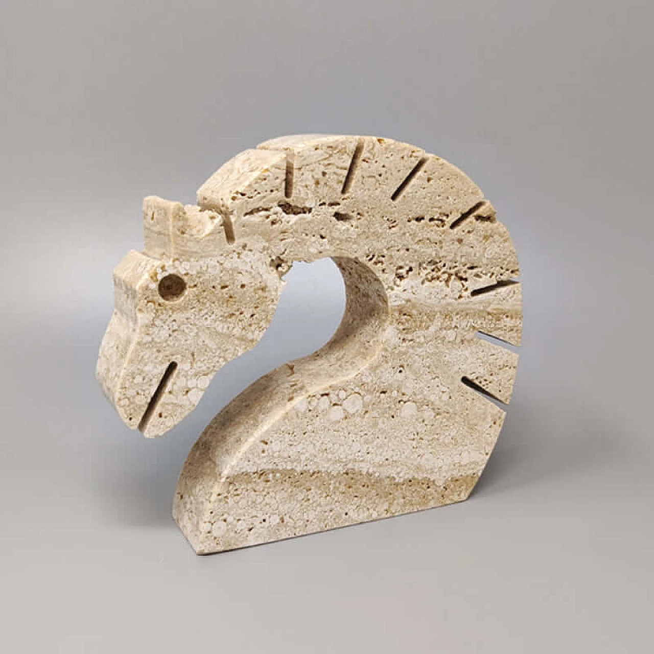 Travertine sculpture depicting a horse by Enzo Mari for f.lli Mannelli, 1970s 4