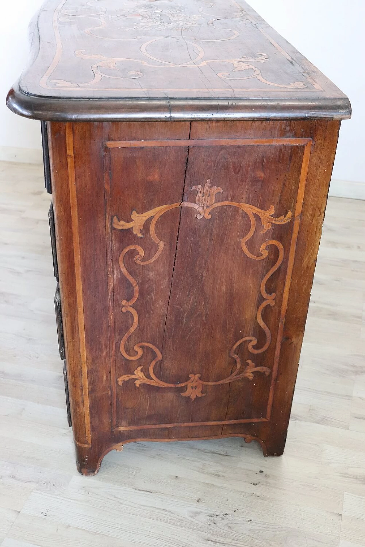 Louis XIV style dresser in precious wood inlay, 17th century 8