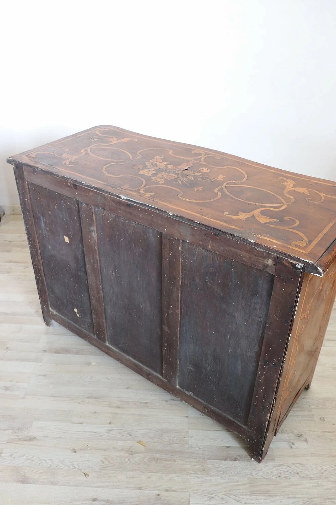 Louis XIV style dresser in precious wood inlay, 17th century 10