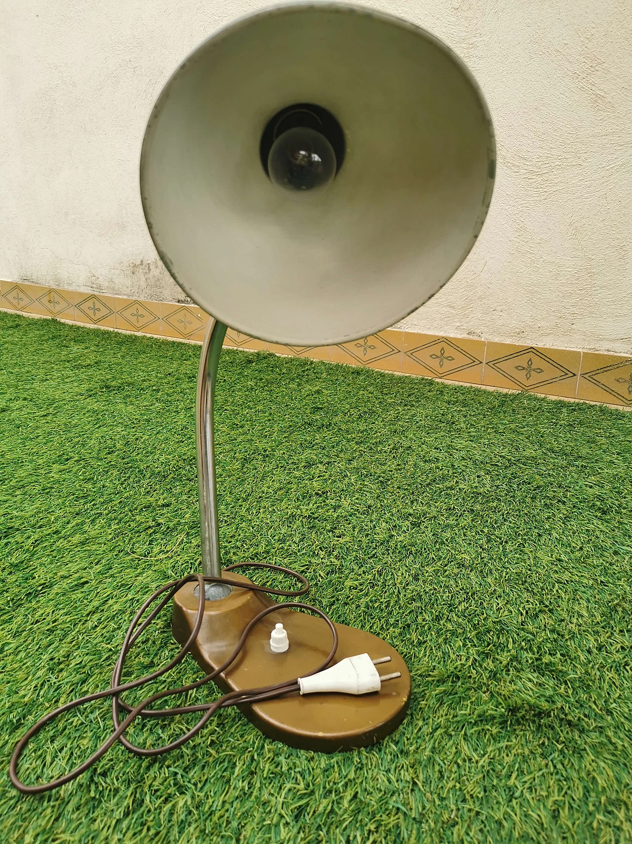 Lampada da tavolo di Ugo Pollice, anni '70 2