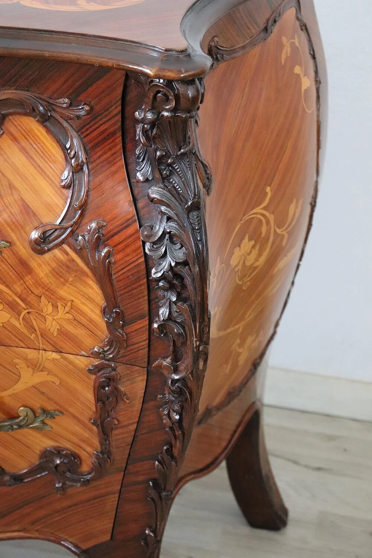 Louis XV style rounded chest of drawers in rosewood, 20th century 2