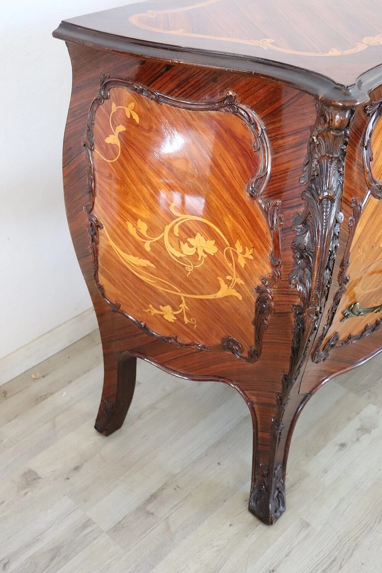 Louis XV style rounded chest of drawers in rosewood, 20th century 6