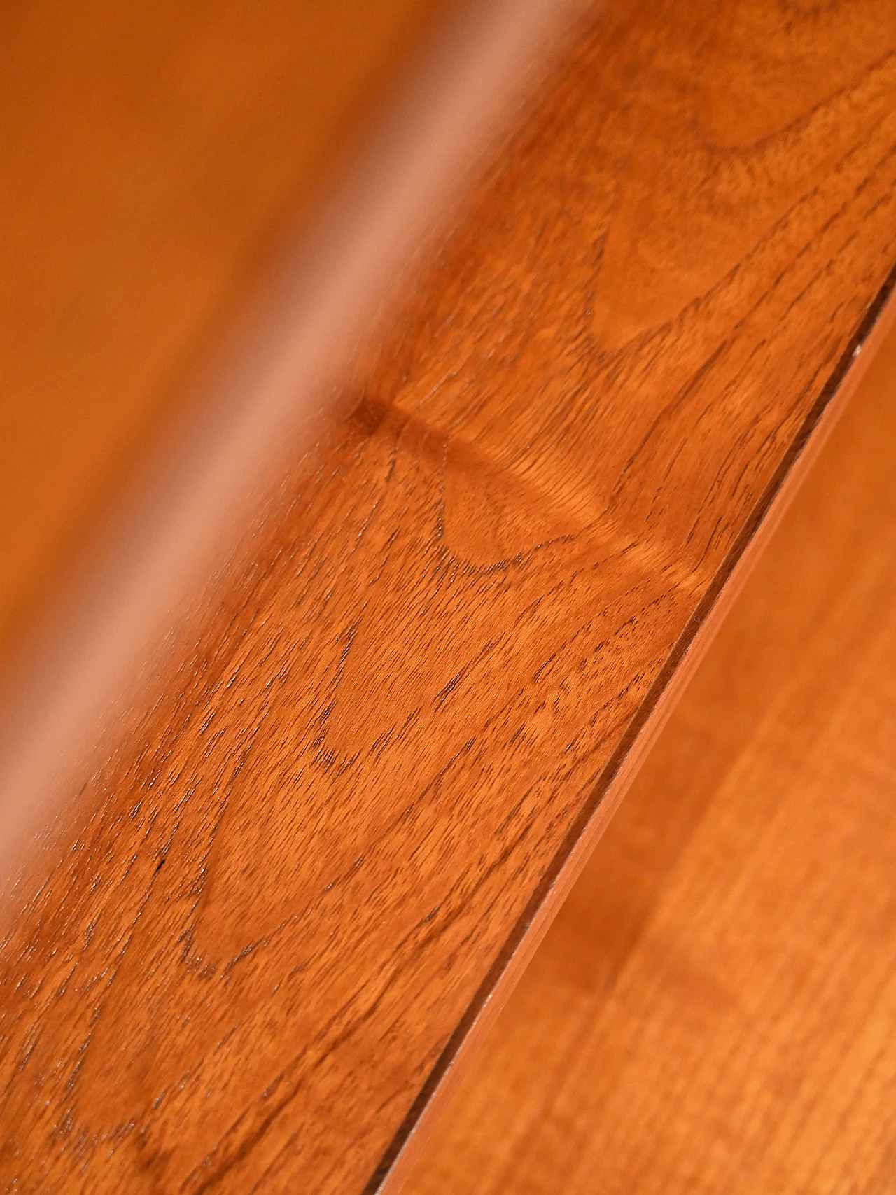 Libreria in teak con ripiani ed anta scorrevole, anni '60 6