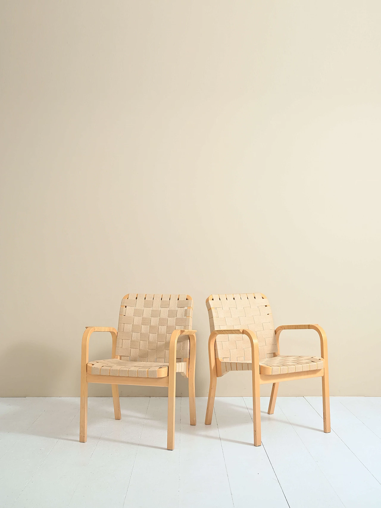 Pair of model 45 armchairs by Alvar Aalto for Artek, 1970s 1