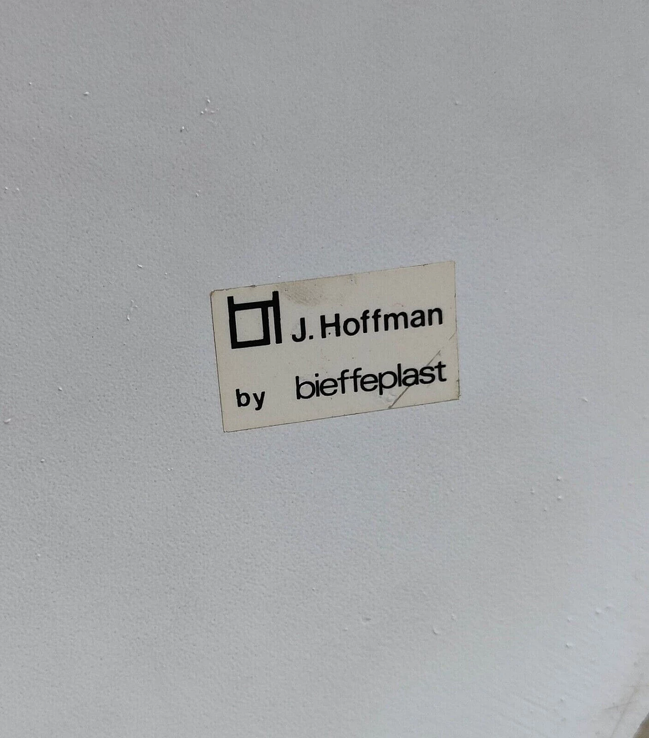 Portaombrelli in metallo di  Josef Hoffmann per Bieffeplast, anni '80 2