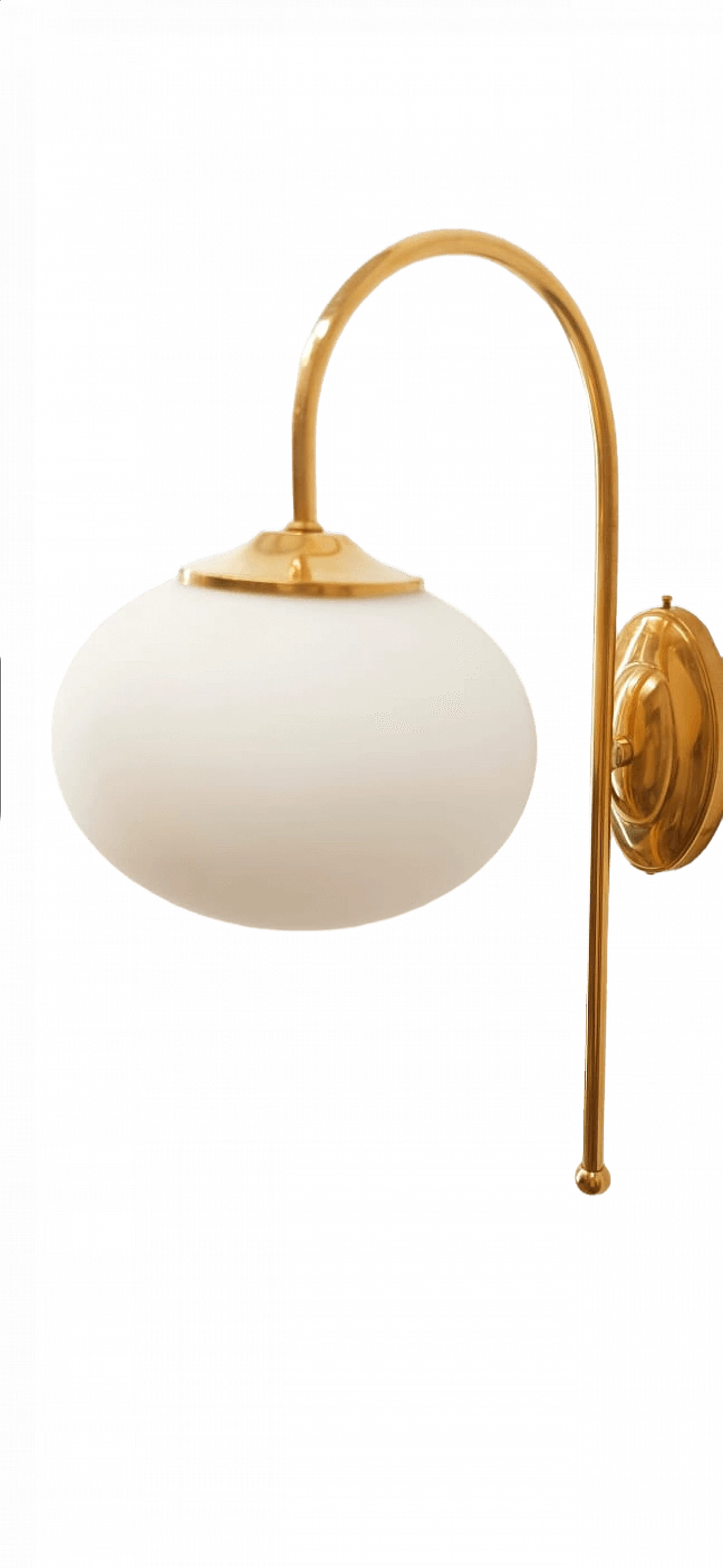 Brass wall light with oval glass, 1960s 11