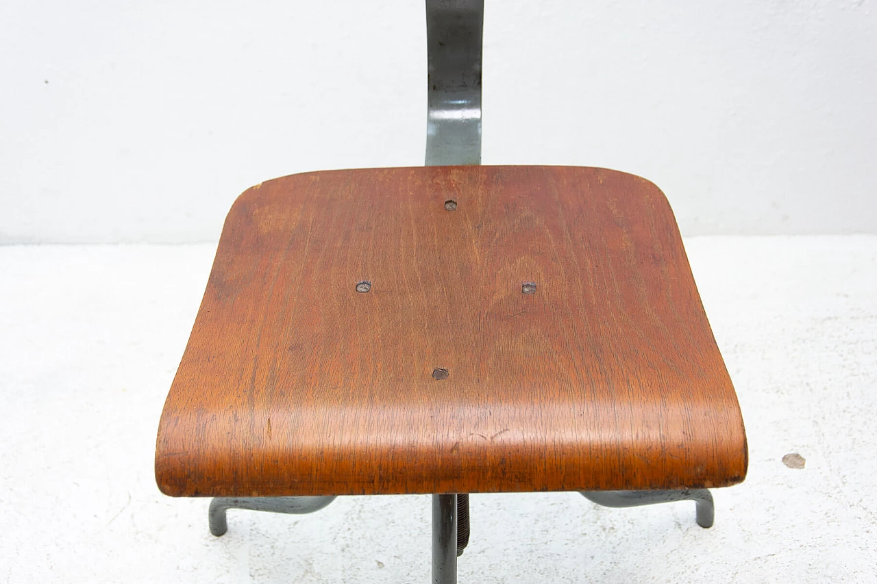 Pair of industrial adjustable desk chairs, 1960s 18
