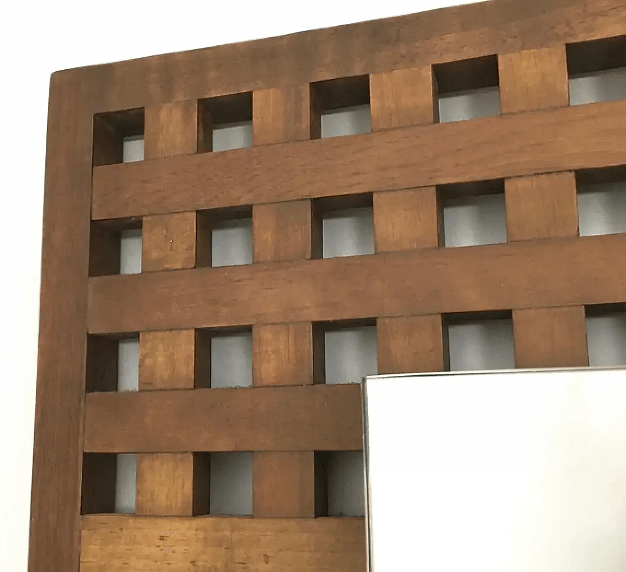 Coppia di specchi quadrati in noce di Sant'Ambrogio e Deberti, anni '60 10