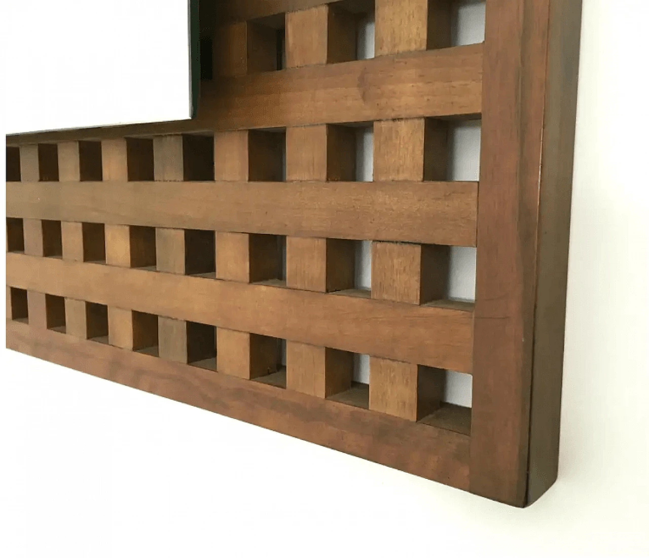 Coppia di specchi quadrati in noce di Sant'Ambrogio e Deberti, anni '60 11