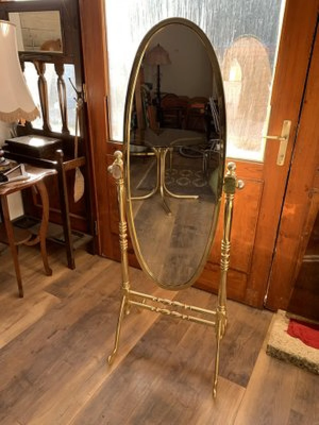 Specchio Cheval in ottone con cornice ovale, anni '60 6