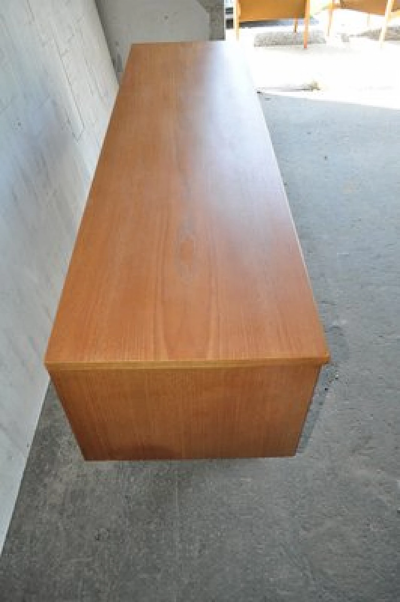 Credenza in teak di Frank Guille per Austinsuite, anni '60 4