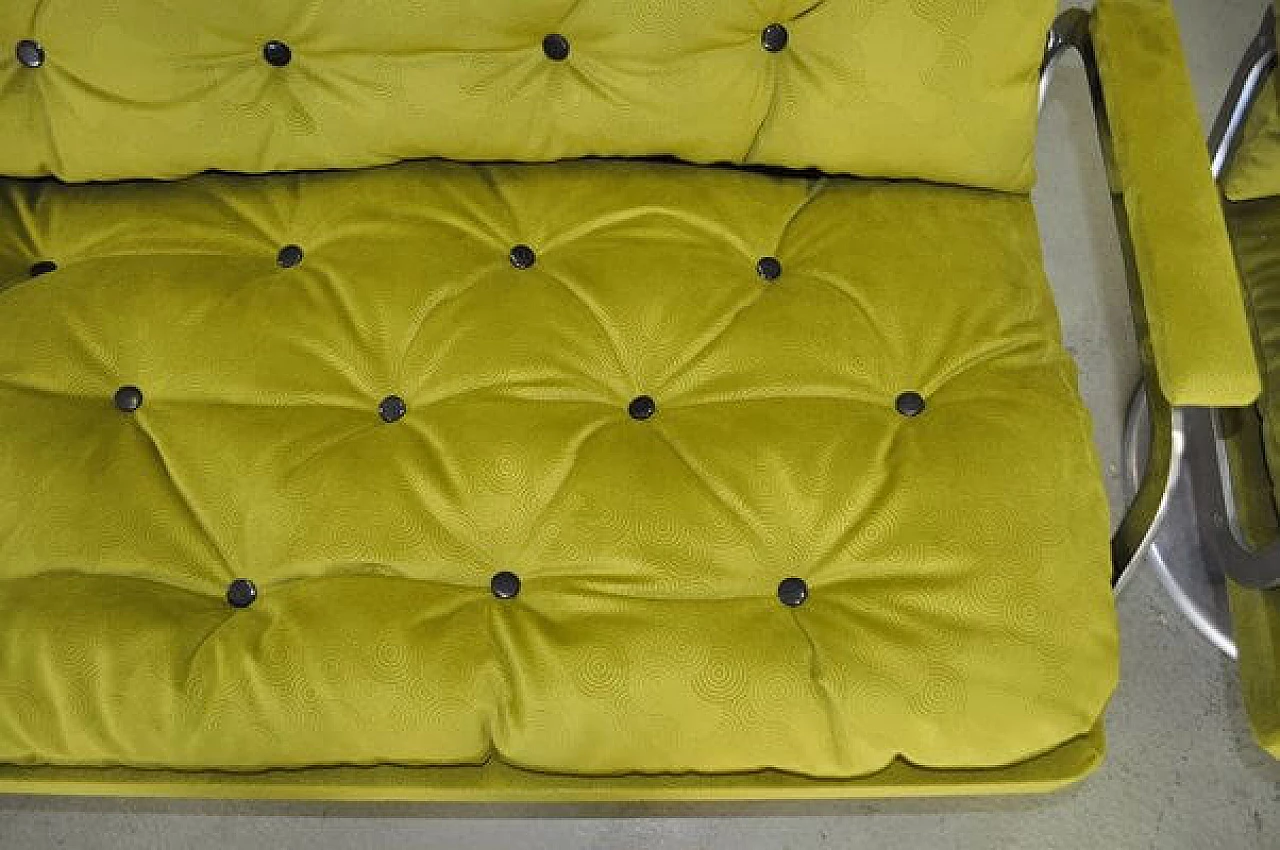 Coppia di poltrone e divano in stoffa verde, anni '60 11