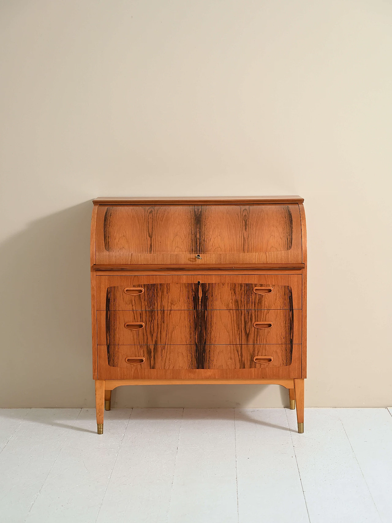 Secretaire in teak con cassetti e piano estraibile, anni '60 1