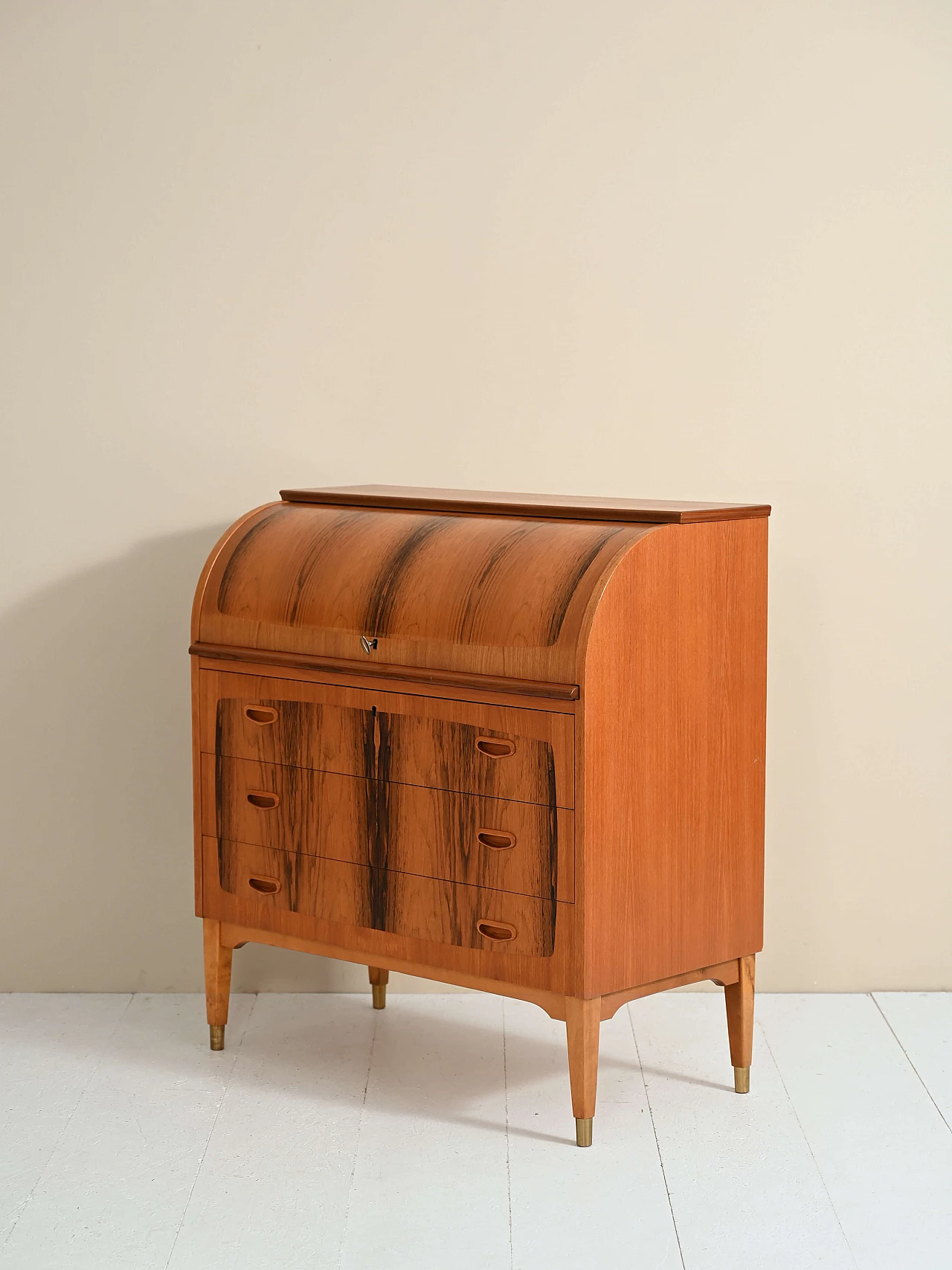 Secretaire in teak con cassetti e piano estraibile, anni '60 6