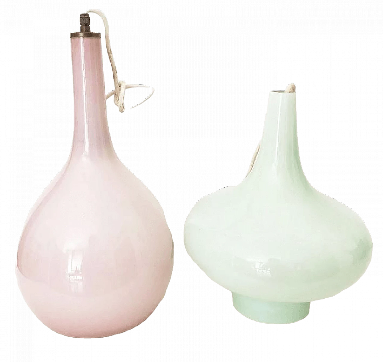 Pair of pink and green pendant lamps by Vignelli for Venini, 1960s 4
