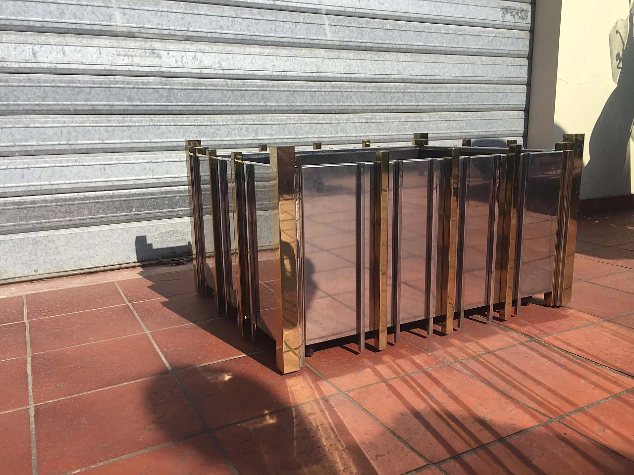 Fioriera in ottone e acciaio tirato a specchio, anni '70 2