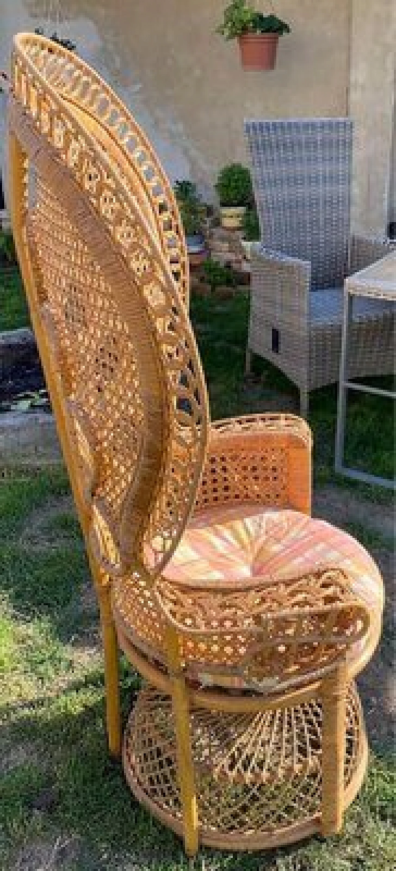 Peacock armchair in rattan, 1970s 2