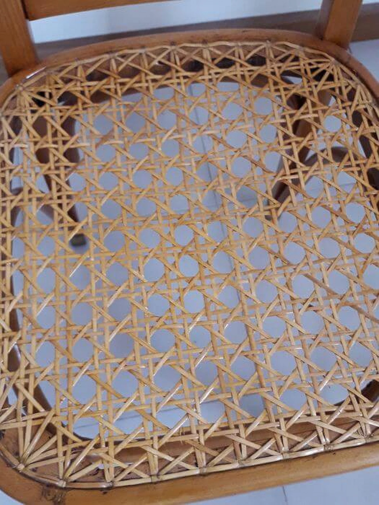 Chair 246 in blond beech manufactured by Società Antonio Volpe, 20th century 8