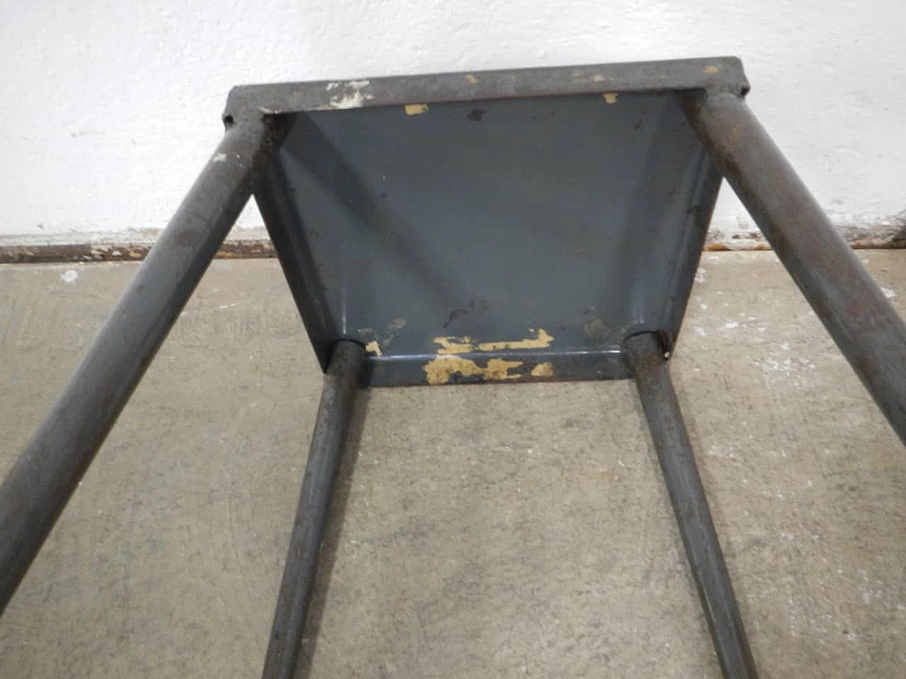 Iron stool, 1970s 3