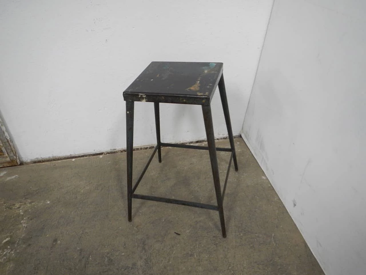 Iron stool, 1970s 7