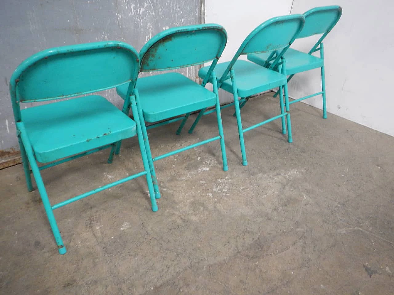 4 Iron folding garden chairs, 1980s 5