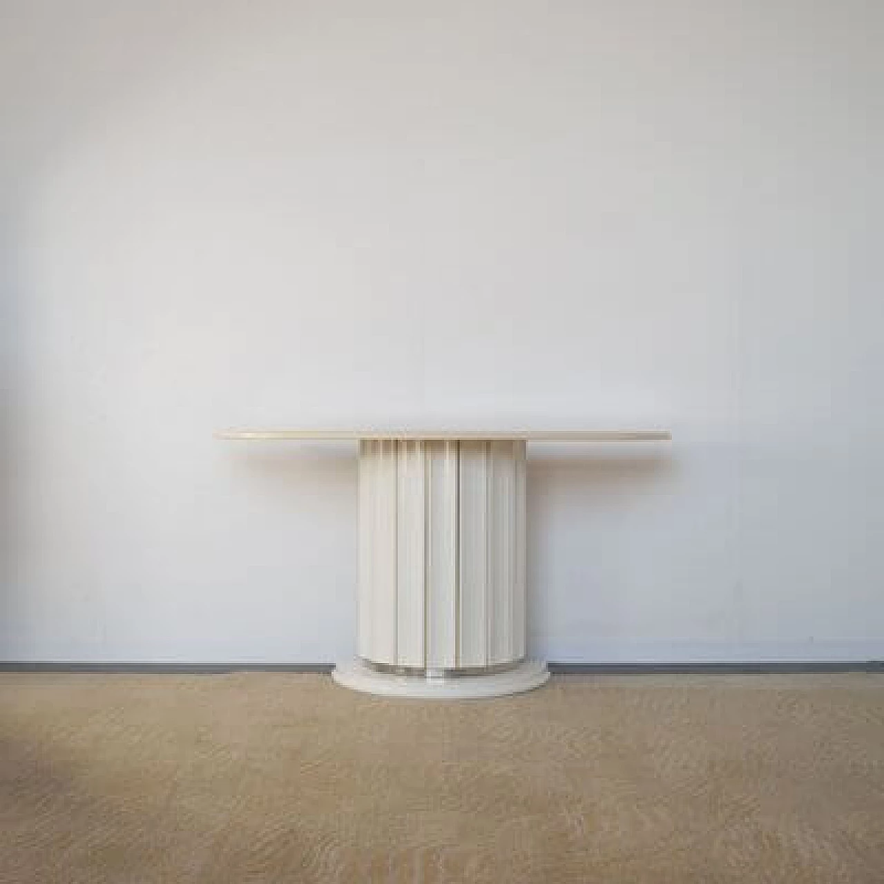 White lacquered console table in the style of Aldo Tura, 1970s 4